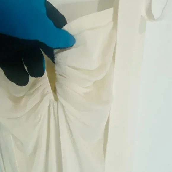 Alexis Dali Elegant Summer Dress in Gardenia Standout Piece - Picture 8 of 17